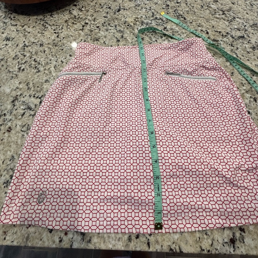 Geometric Print Women's Skort- Pink/White
